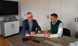 Project team members Prof. Thomas Lindner, Zechen Wang, and Prof. Dr. Burak Dikici visited Plasotec GmbH to discuss Electrolyte Plasma Polishing (EPP) prosess details.